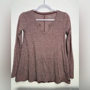Hollister Women's XS Burgundy Long Sleeve Top